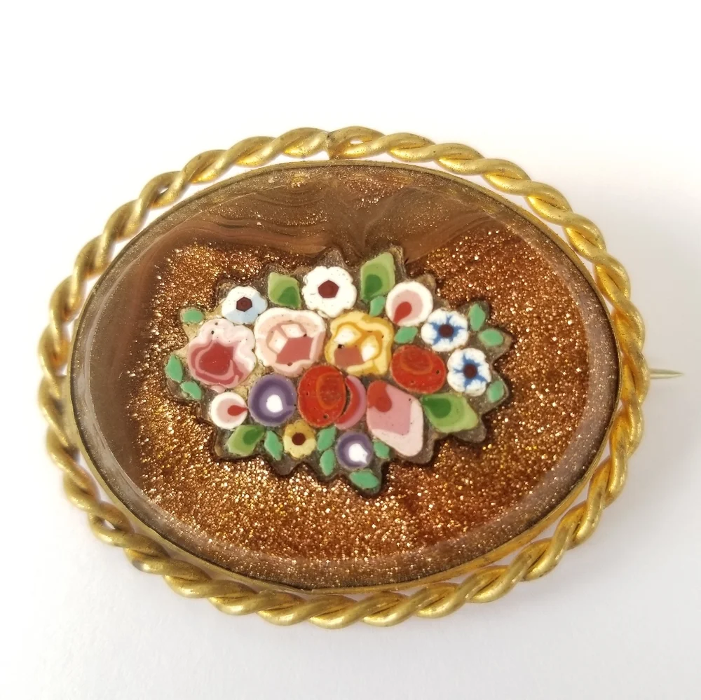 Relisted -Antique Victorian micro mosaic brooch pin Italy - Picture 3 of 13